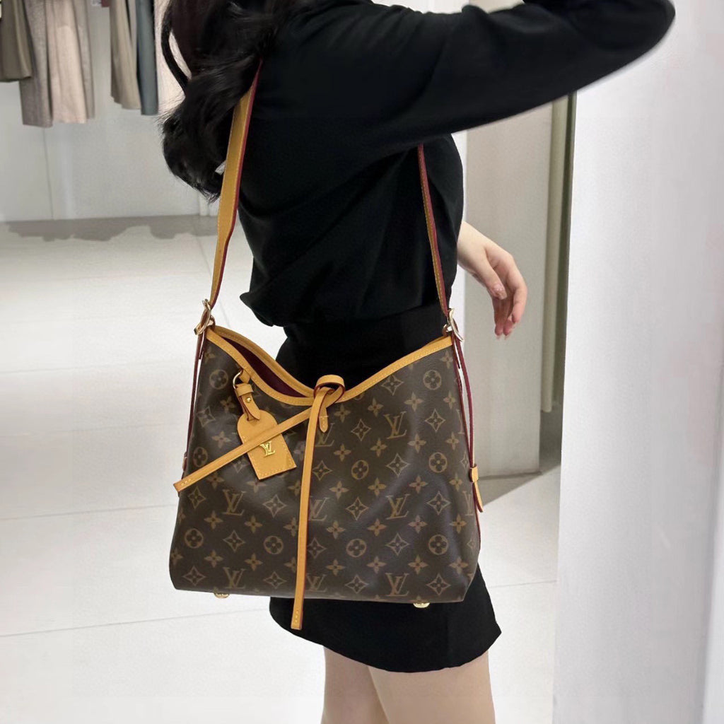 Classic print carryall Tote armpit bag 1824061101