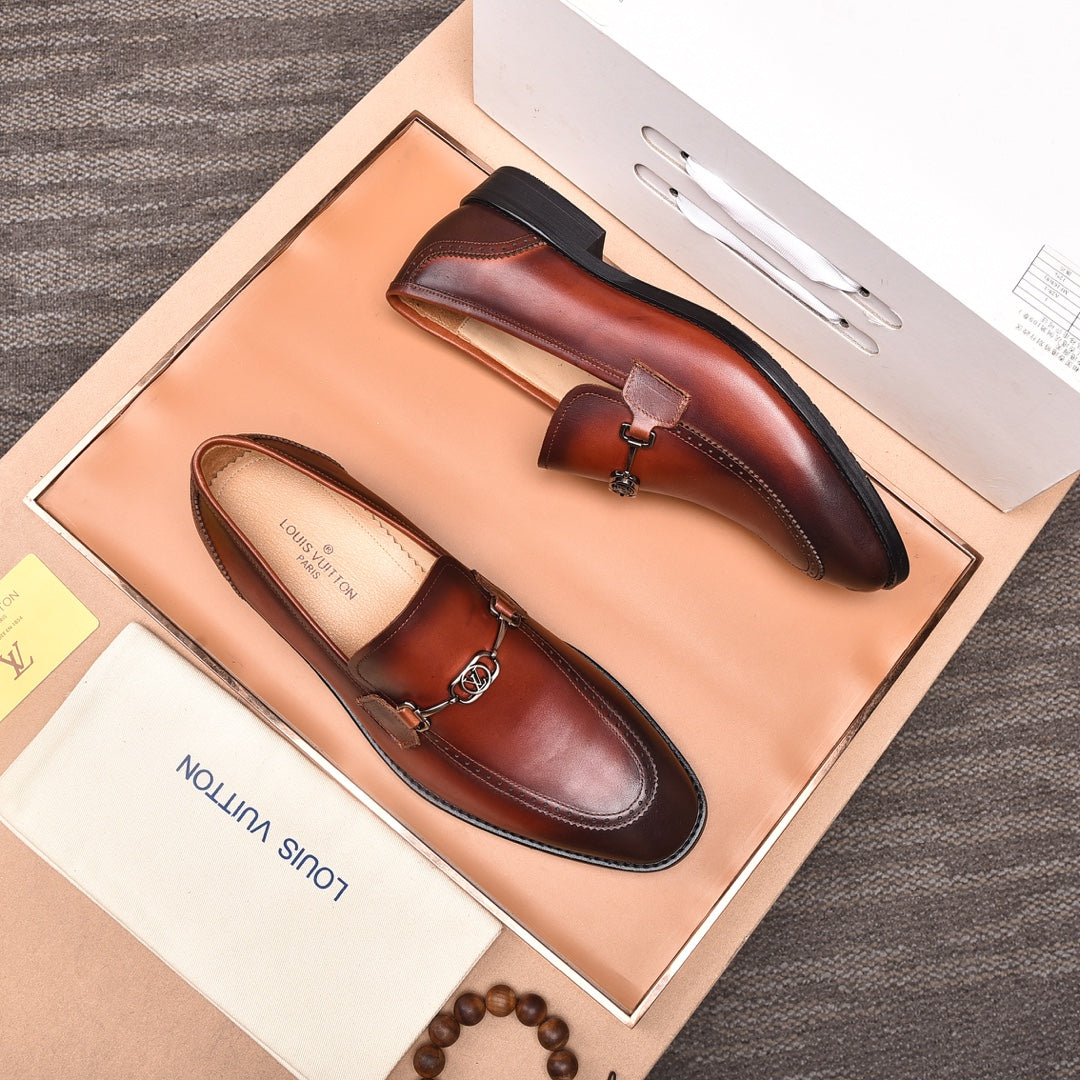 VV New leather shoes, top quality  26070312
