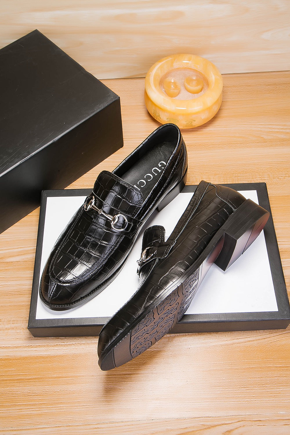 GUI New business-casual slip-on leather shoes  26072102