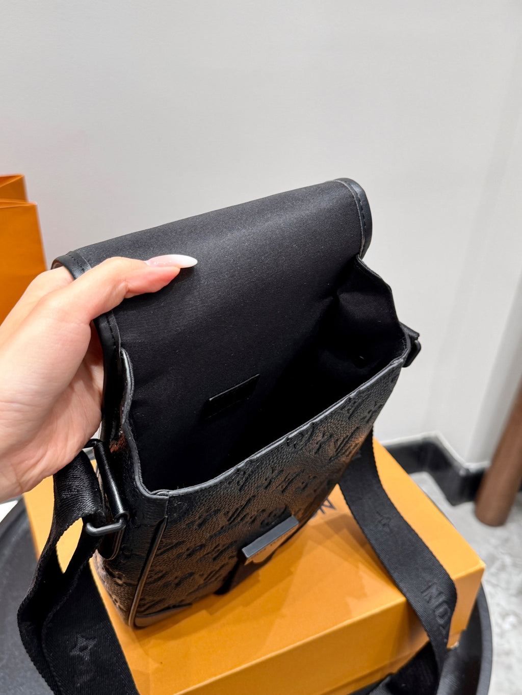 VV Monogram Phone Pouch 26031303