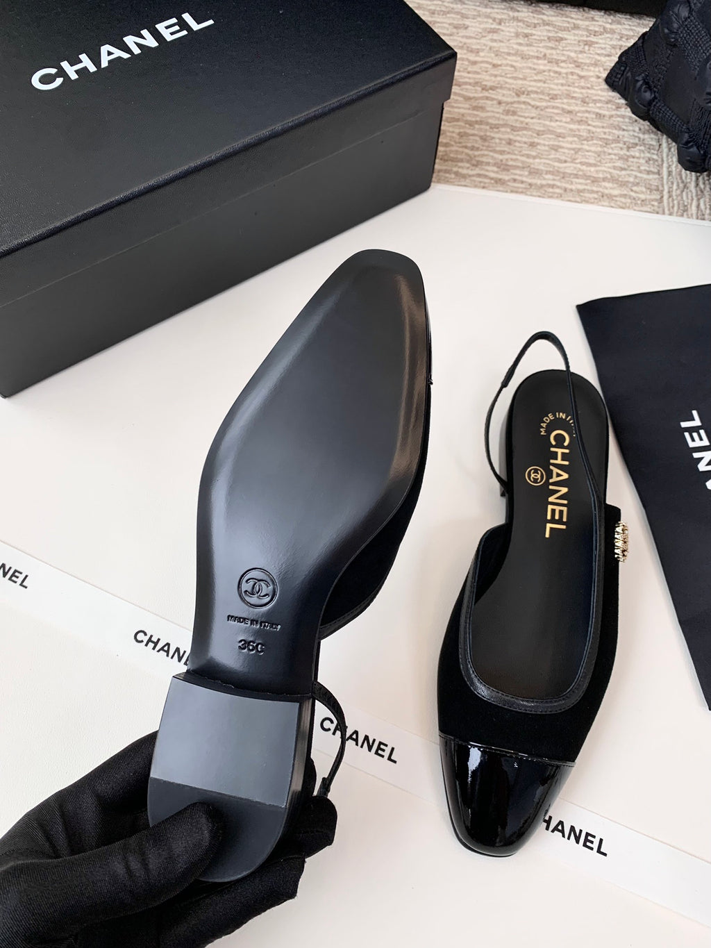 C Classic flat sandals 26031908