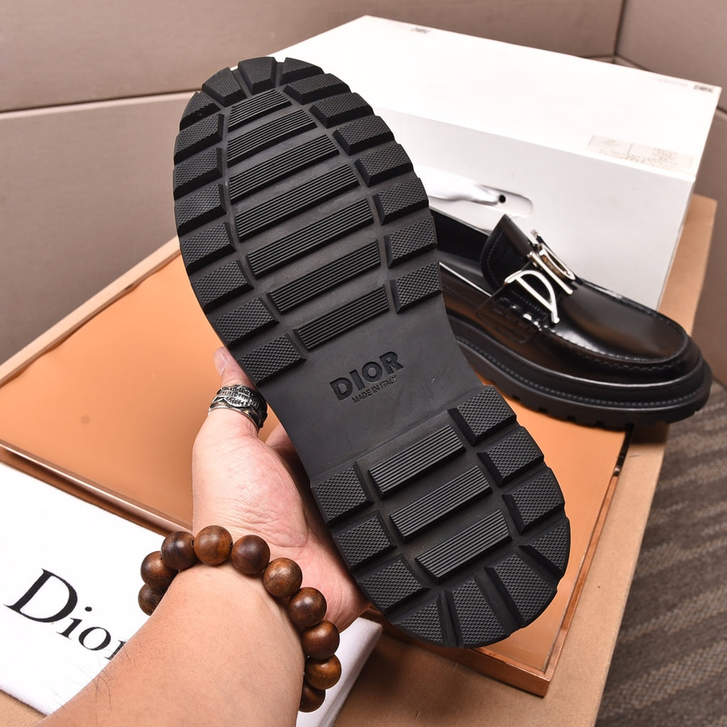 CD Men's 1:1 Genuine Leather Sole Loafers 26070603