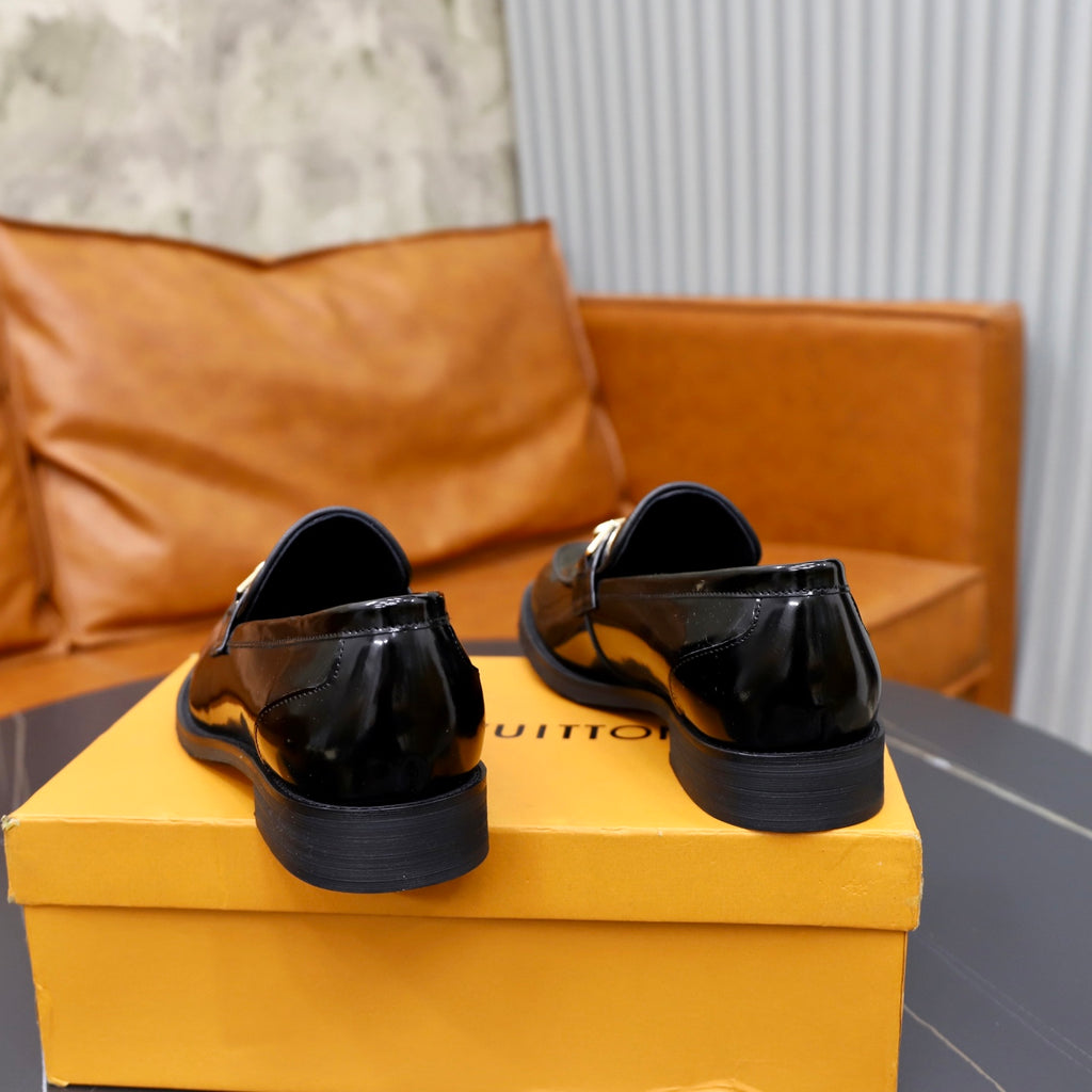 VV Smart-casual slip-on leather shoes 26070307
