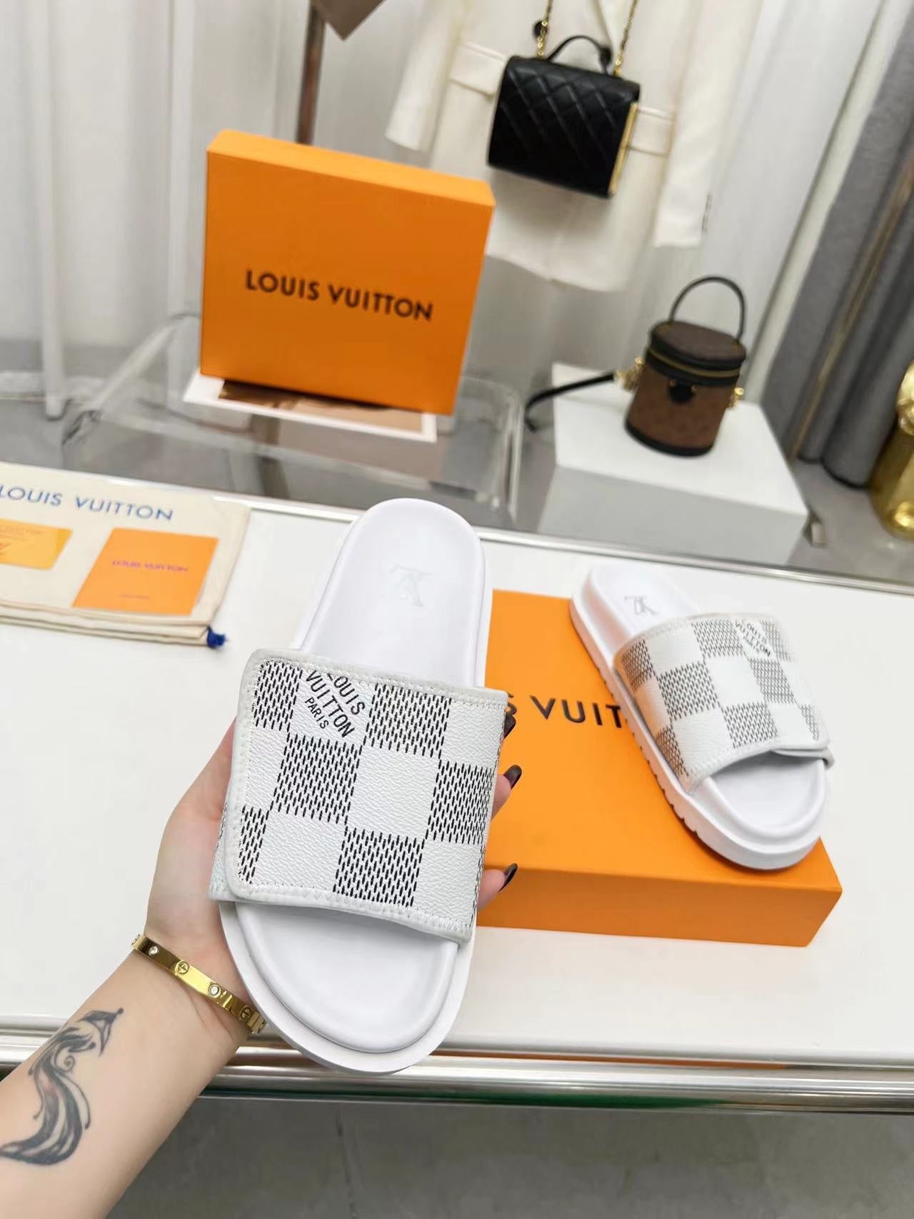 Trainer sandals XC0823080103