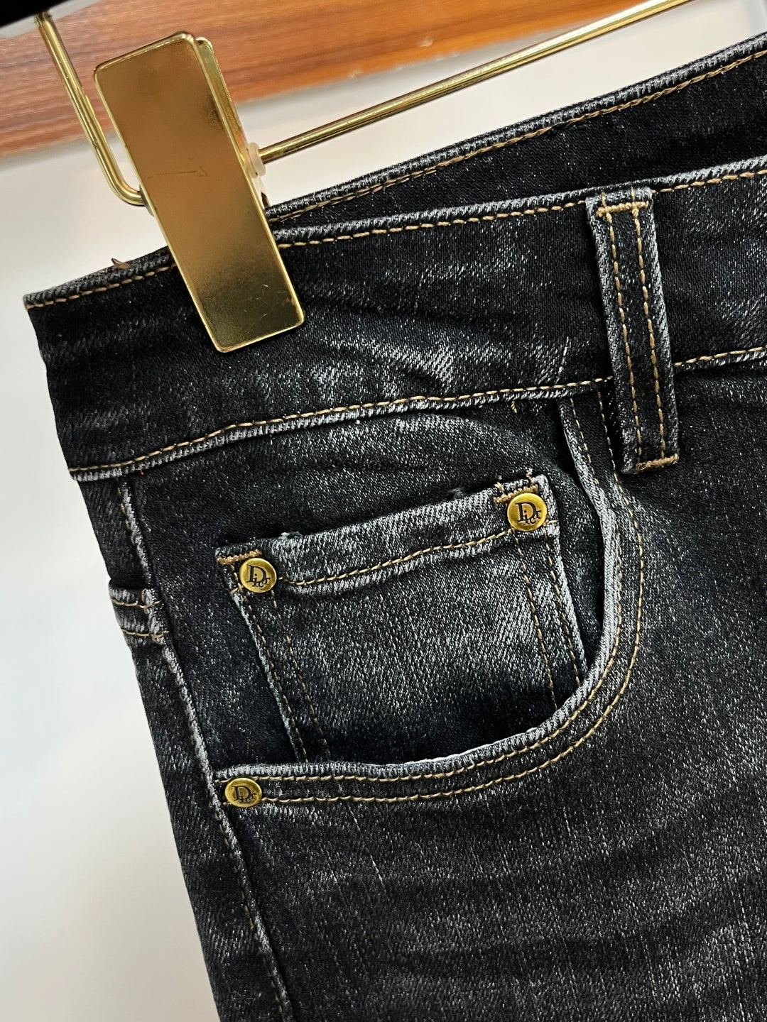 CD Latest hot-selling men's jeans 26020507