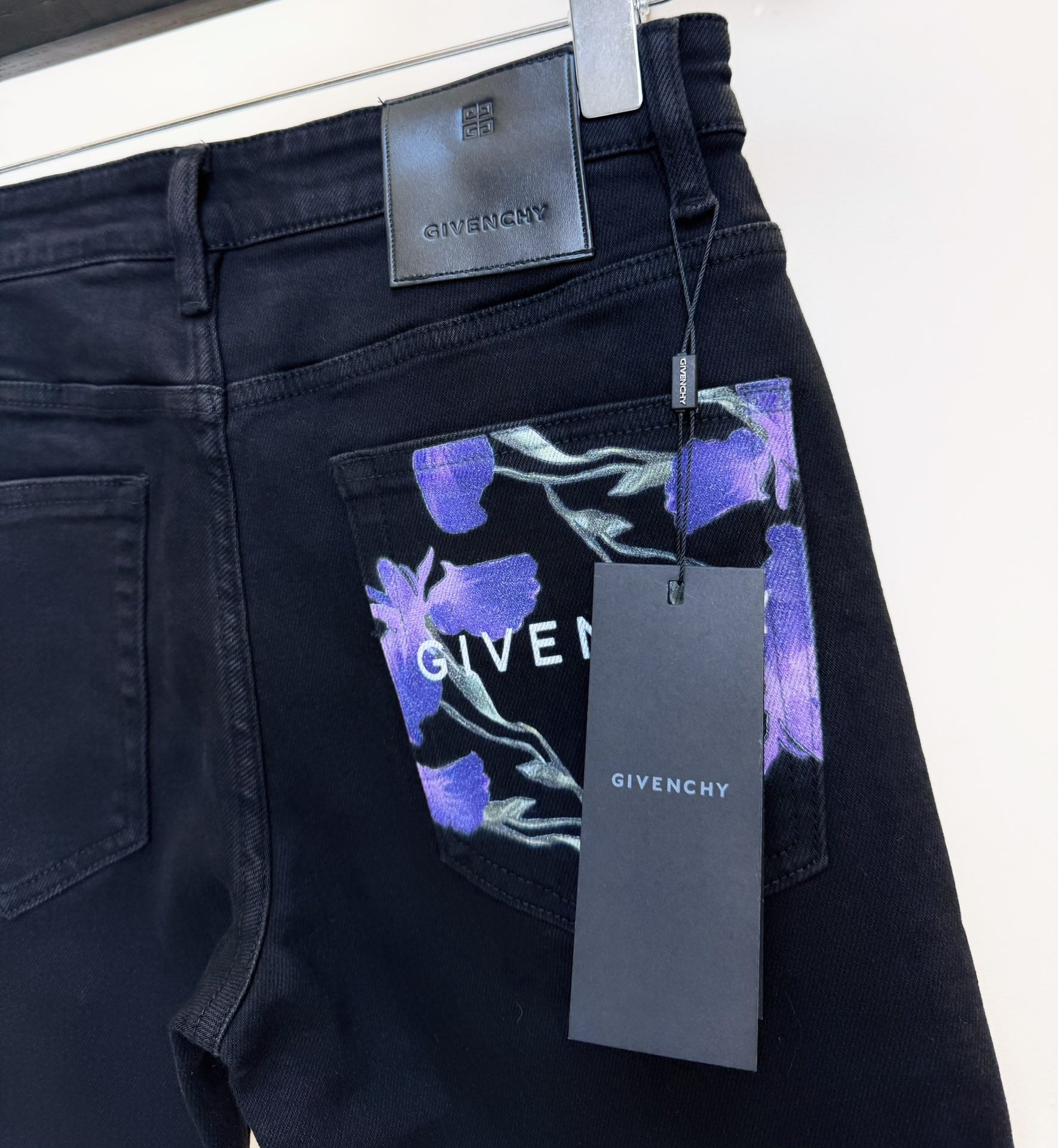 GIV Washed stretch jeans 1824103011