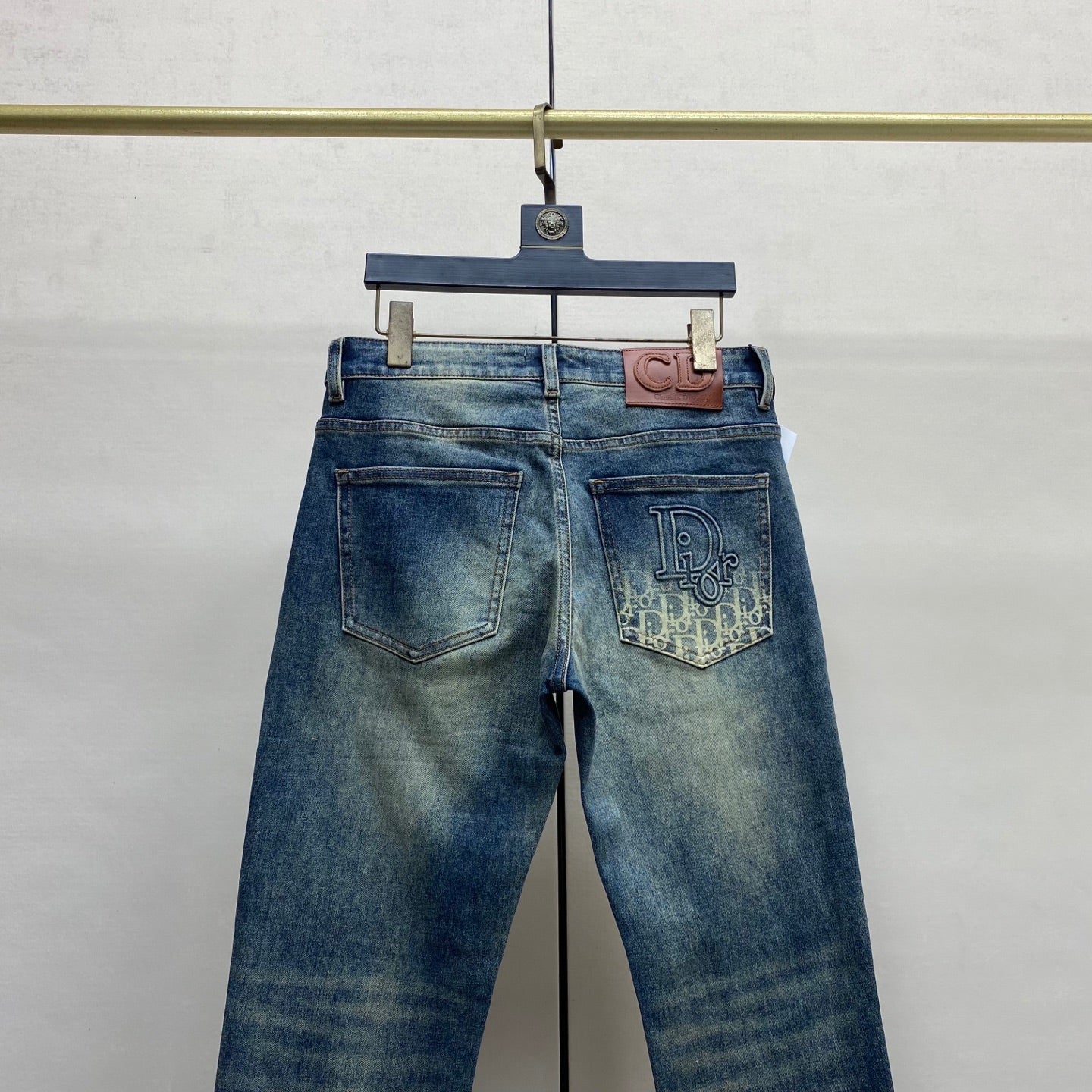 CD Men's fashionable slim-fit straight-leg jeans 25020202