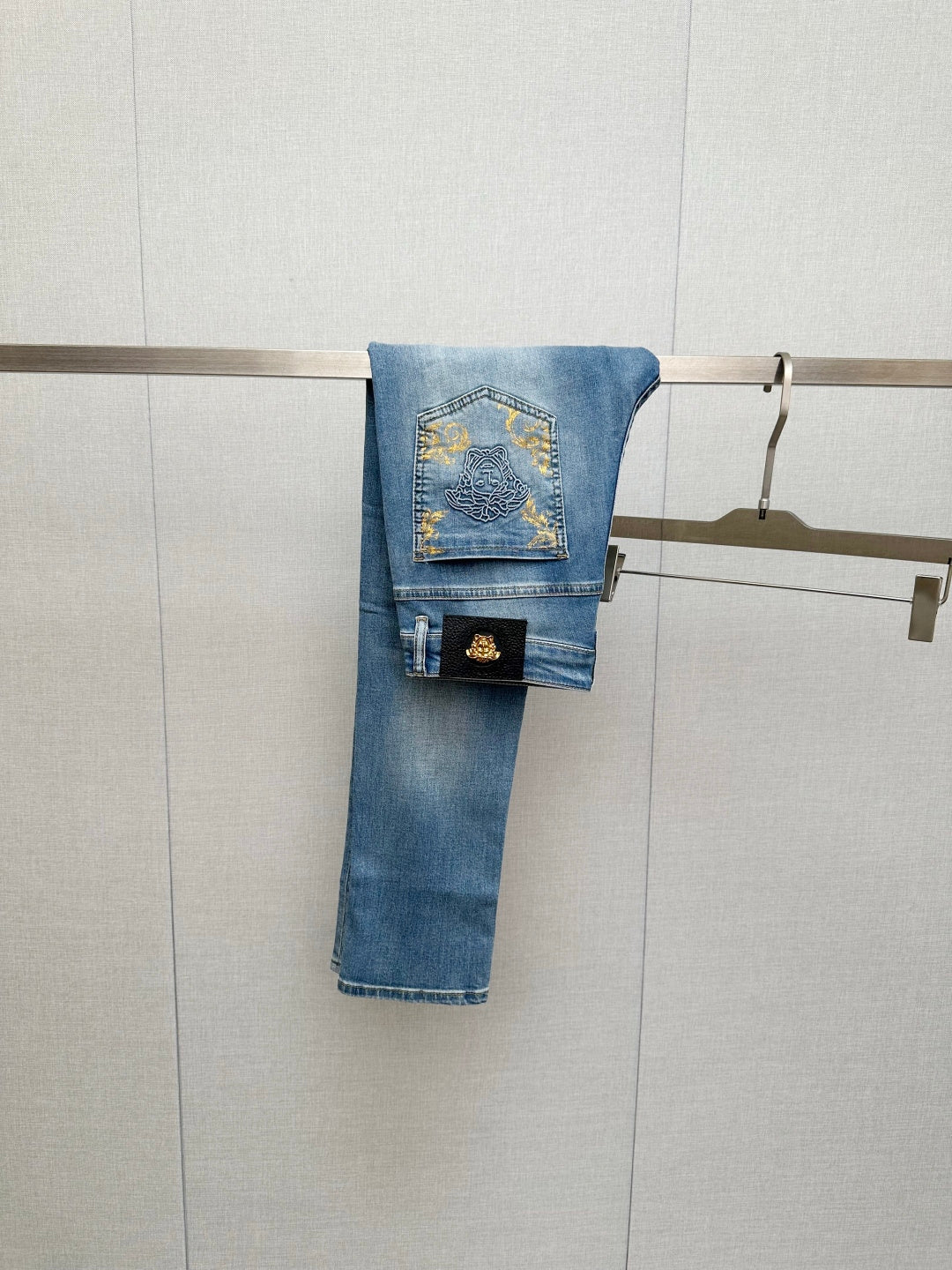 VS High-quality custom jeans 26061104