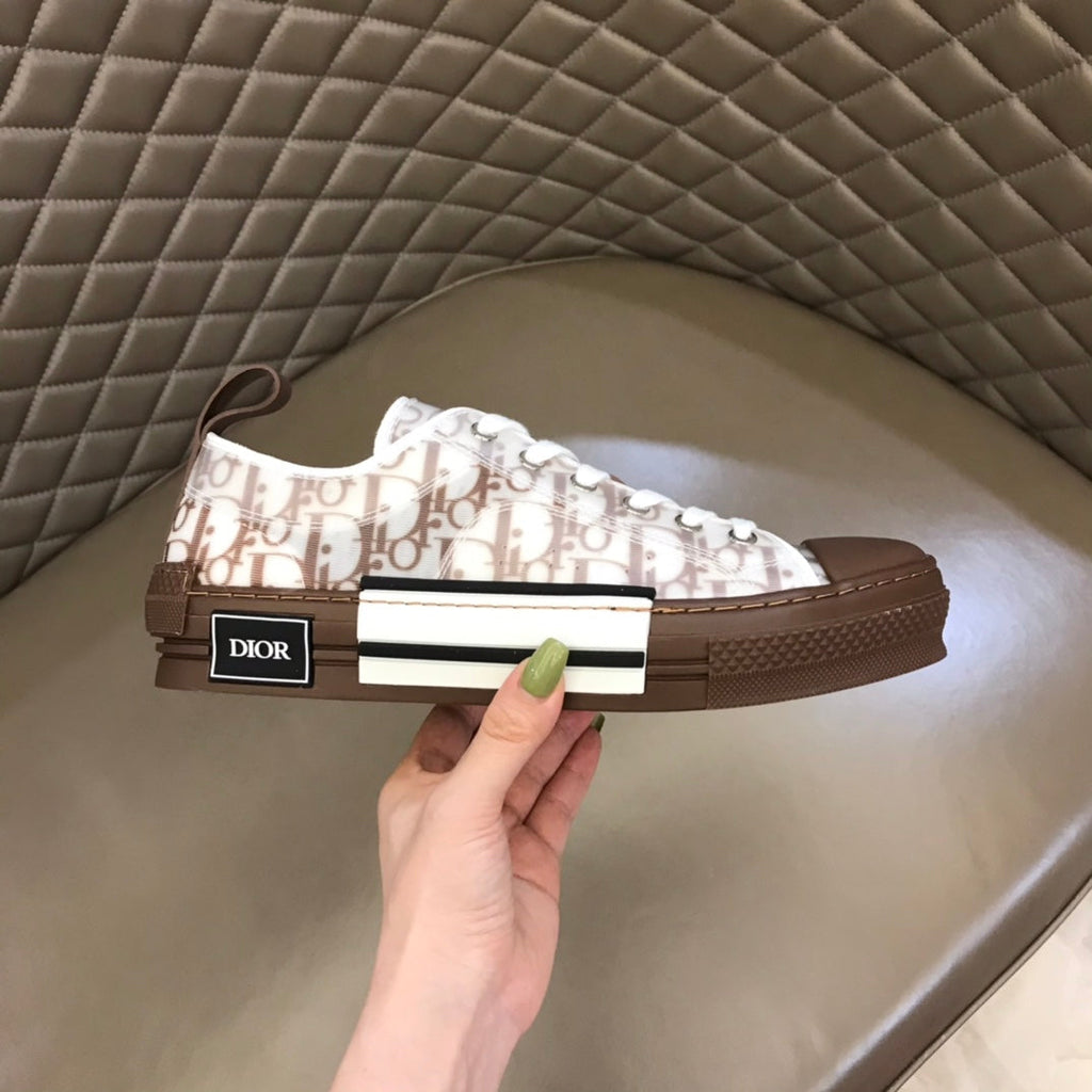 B23 2022 New Style Low Top Logo Oblique Canvas 01