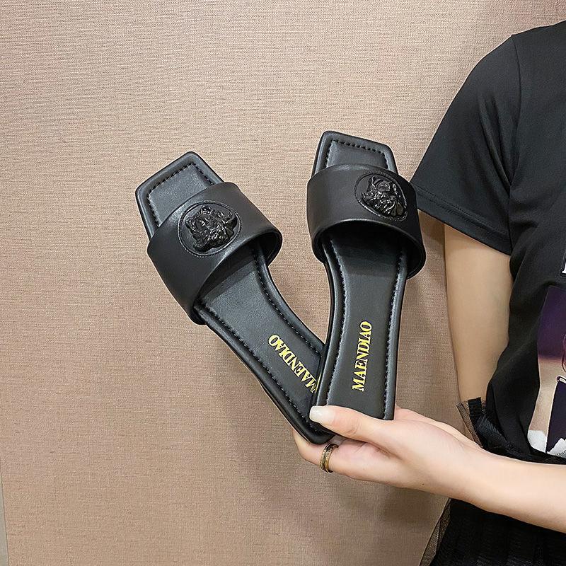 New Sandals Fashion Square Toe Beach One-word Sandals 1024040206