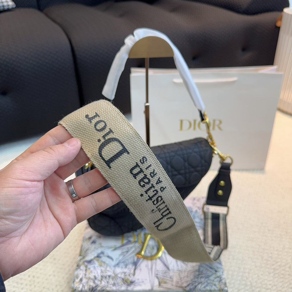 D diamond saddle bag 1824040204