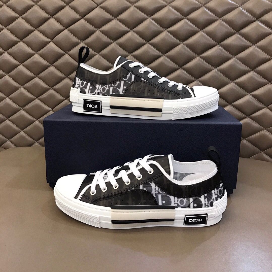 B23 Low Top Logo Oblique Gradient Black Canvas