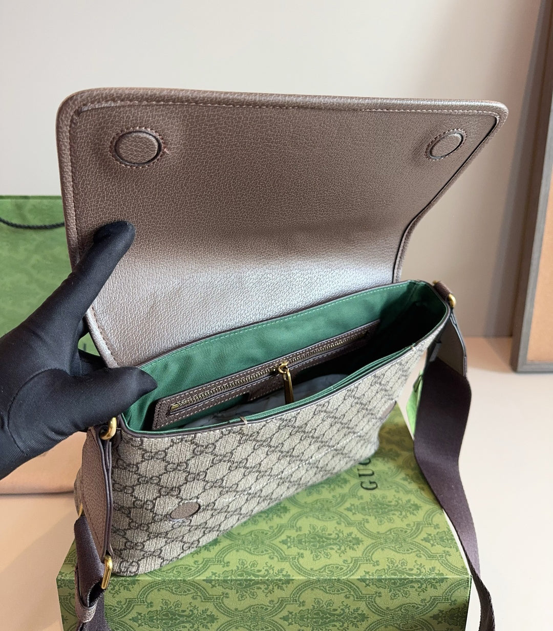 GG Ophidia Crossbody Bag 1825102201