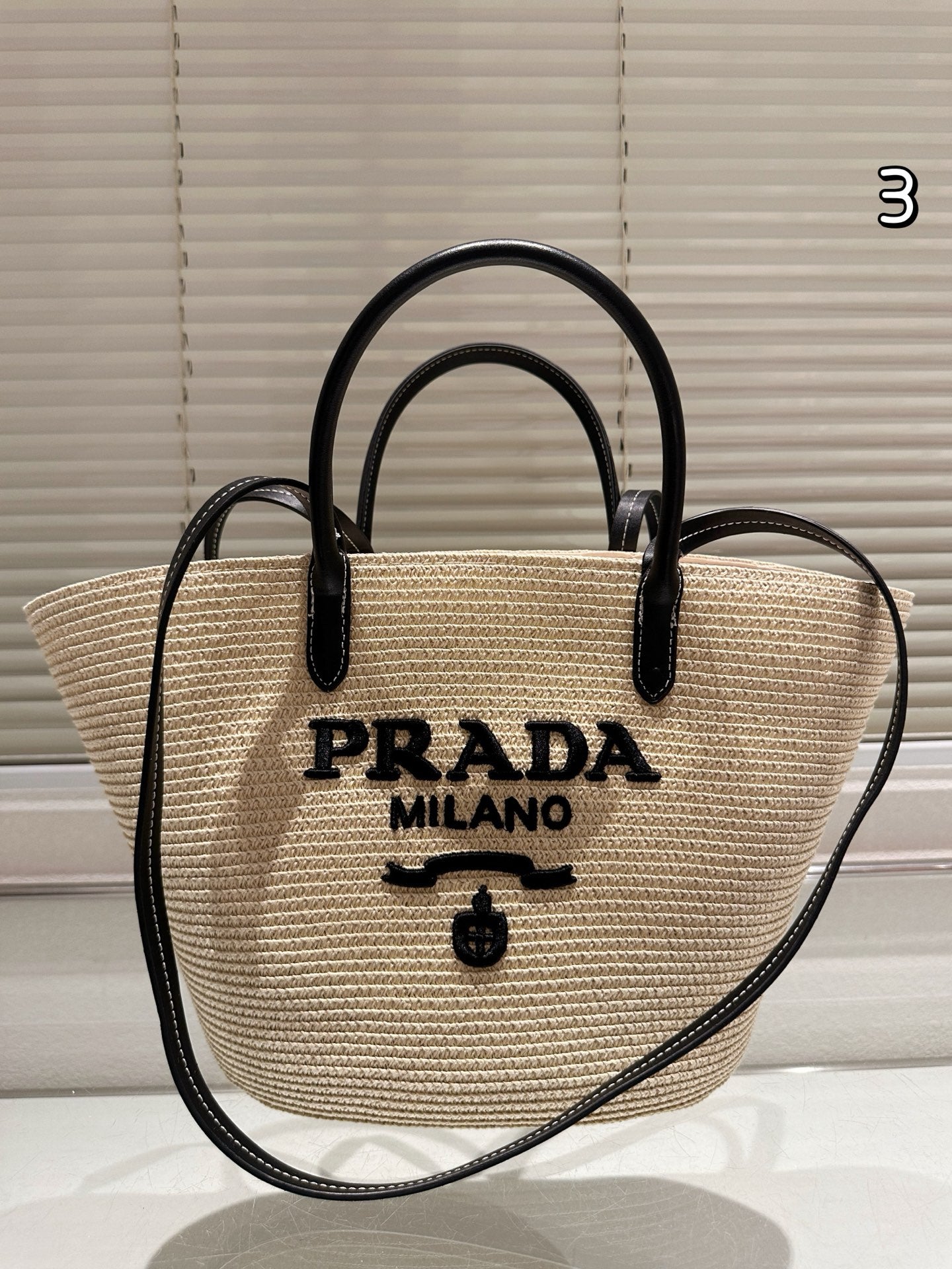P Straw Tote 1825061810