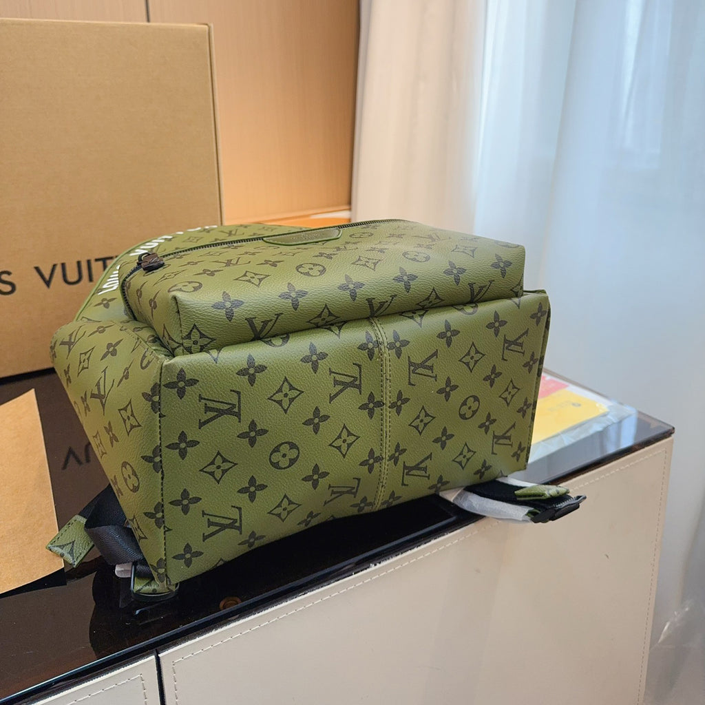 New all-match Monogram backpack 1824031907