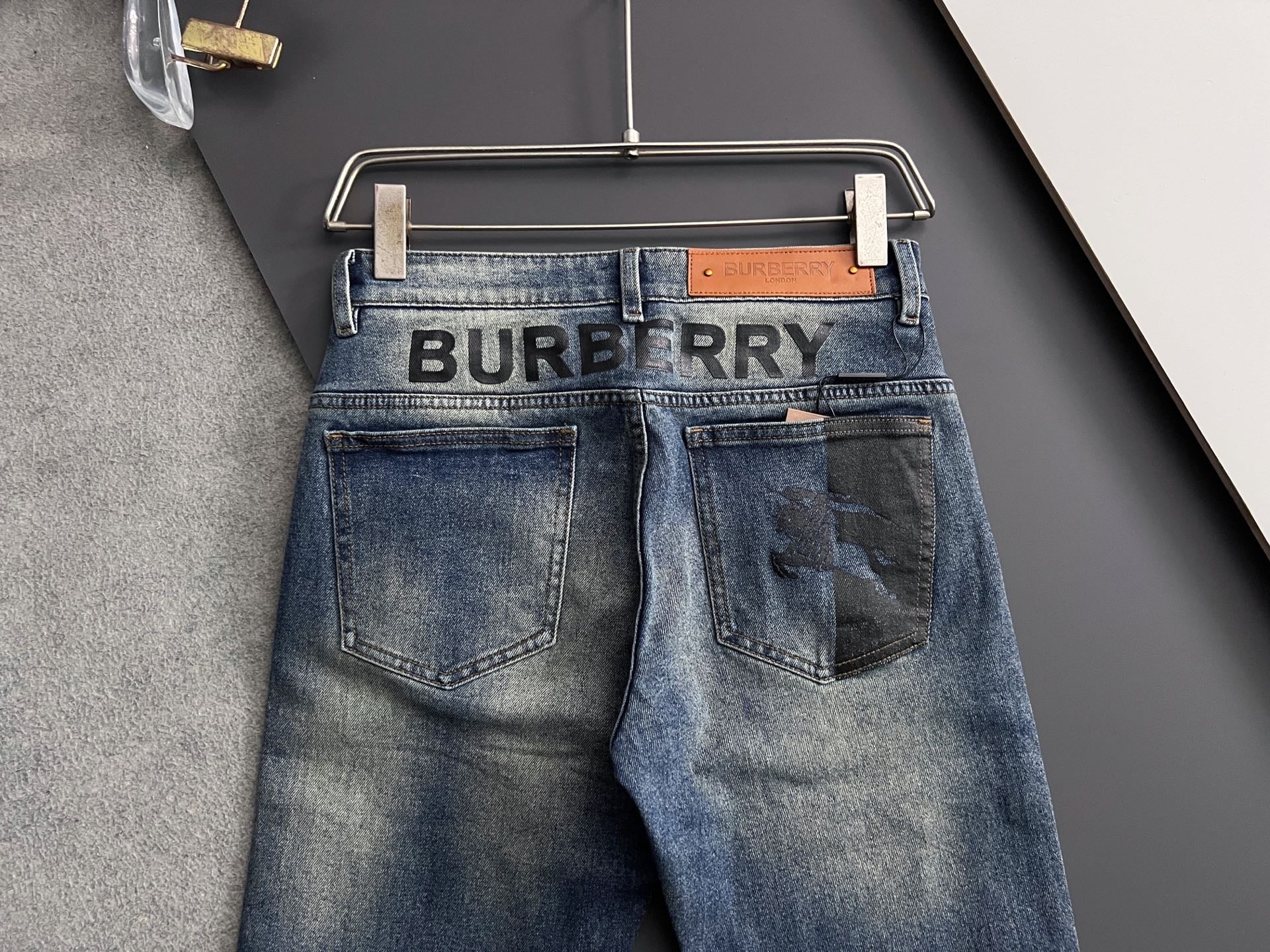 TB Heavy-duty washed stretch denim jeans 1825122601