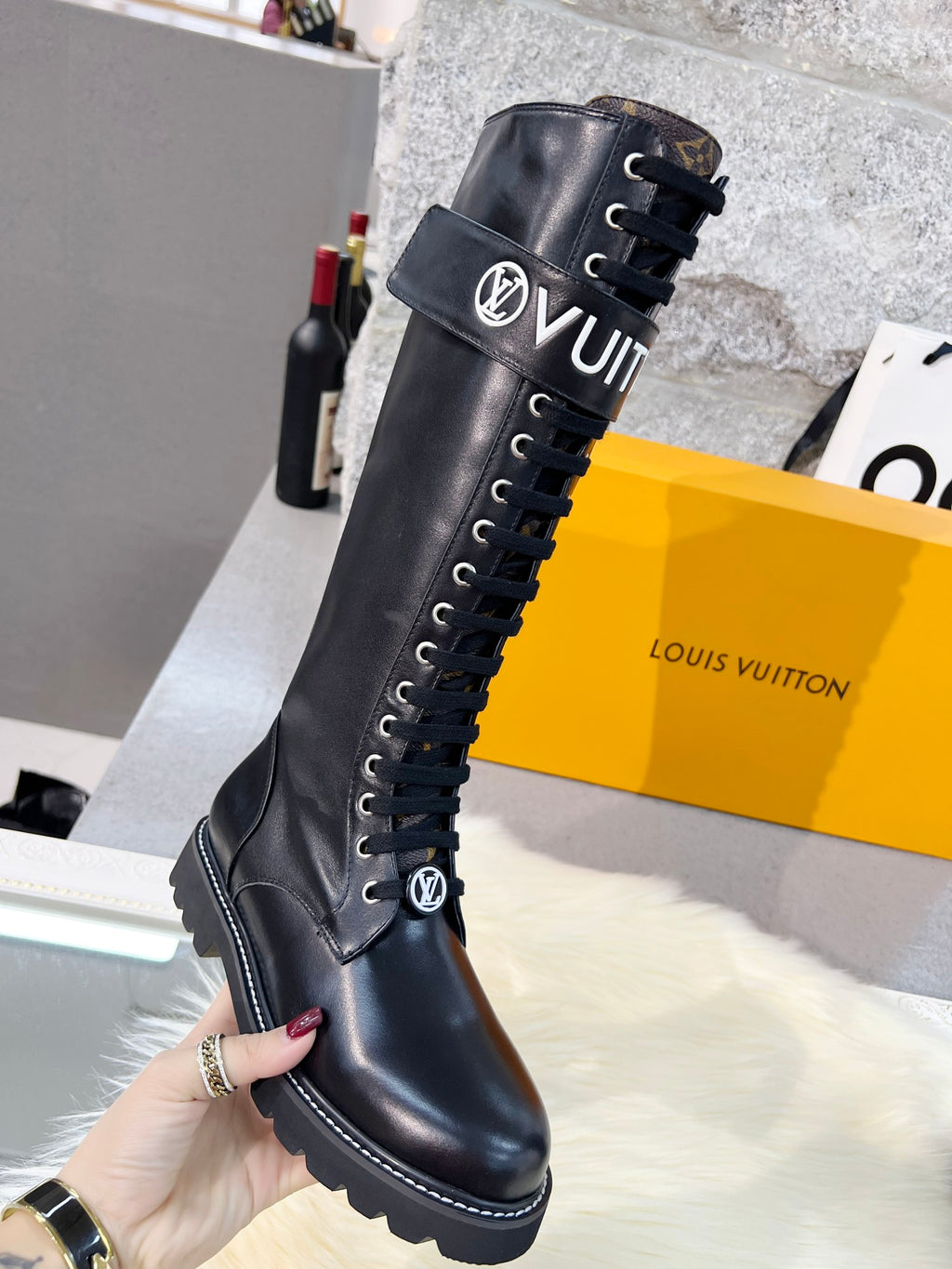 L 24 autumn and winter adjustable Velcro boots 1824112601