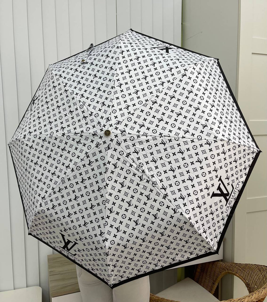 Three fold umbrella sun umbrella anti-ultraviolet umbrella light portable umbrella
