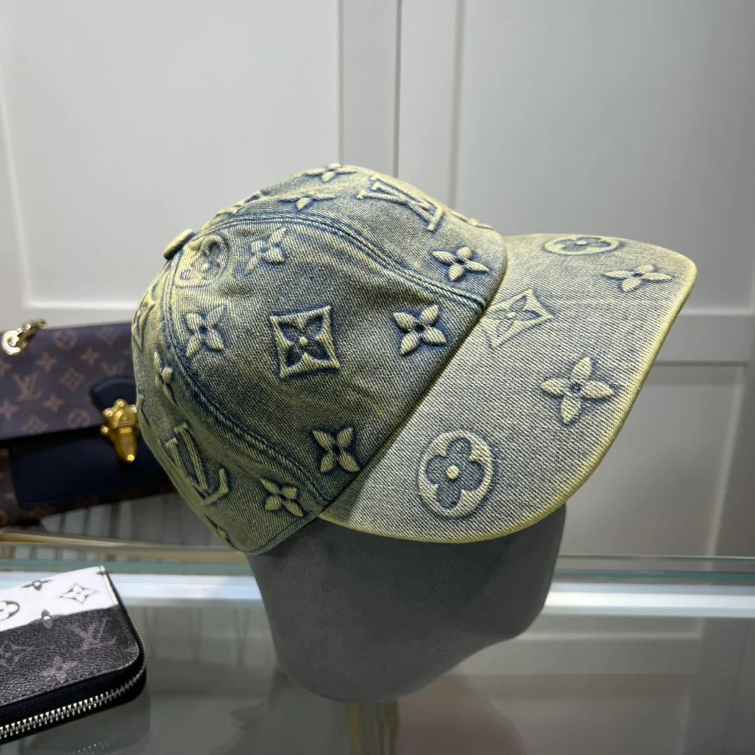 V Luxury Fashion Heavy Industry Baseball Cap 0724022102