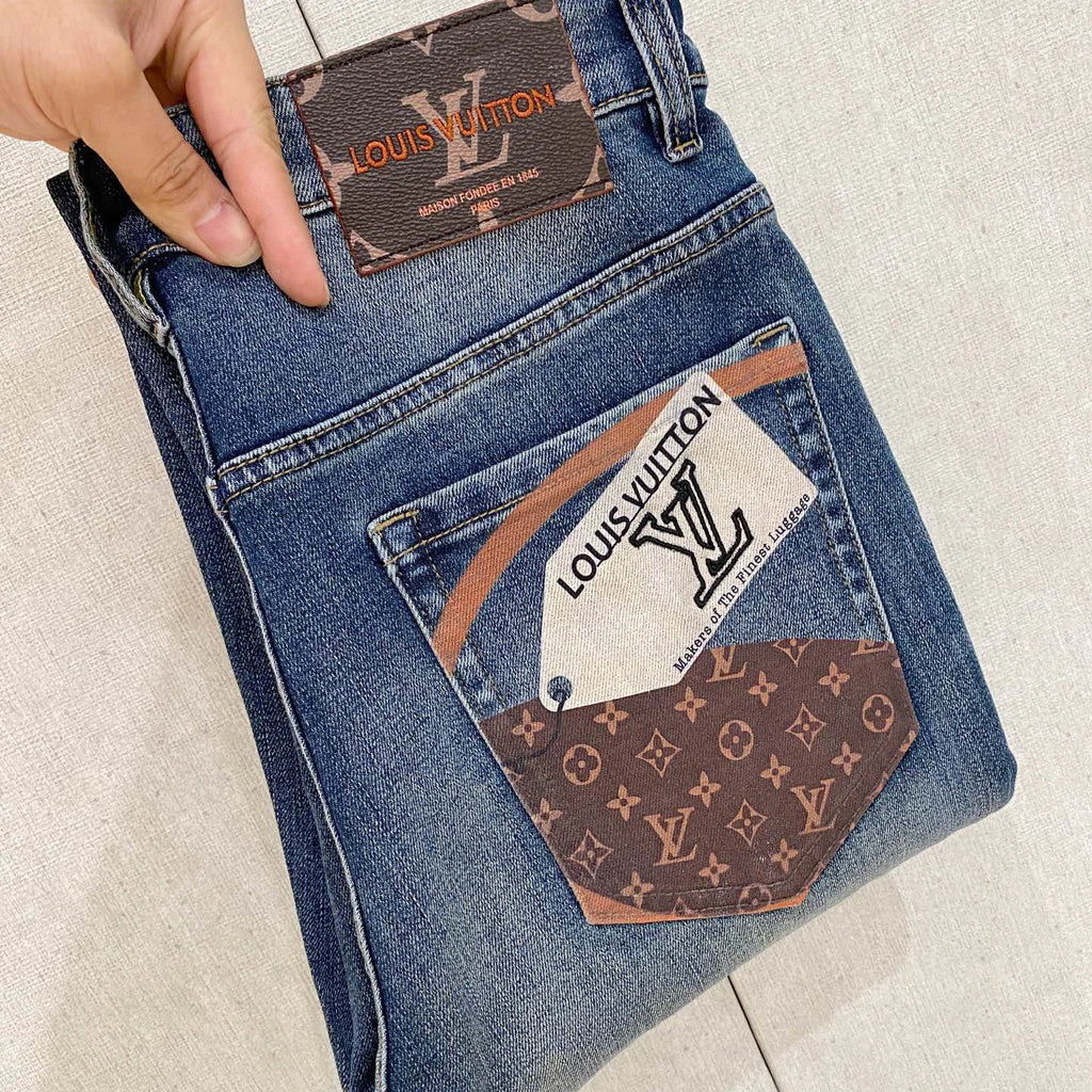Washed denim jeans 1425122309