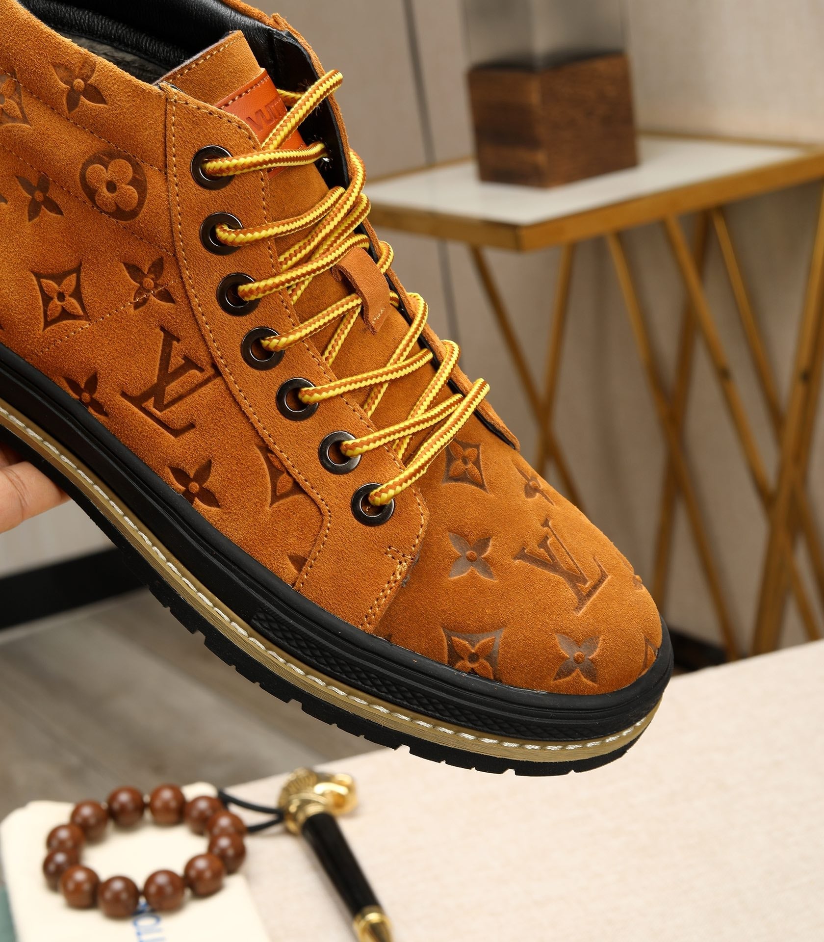 Trendy casual high-top shoes XC0823111402