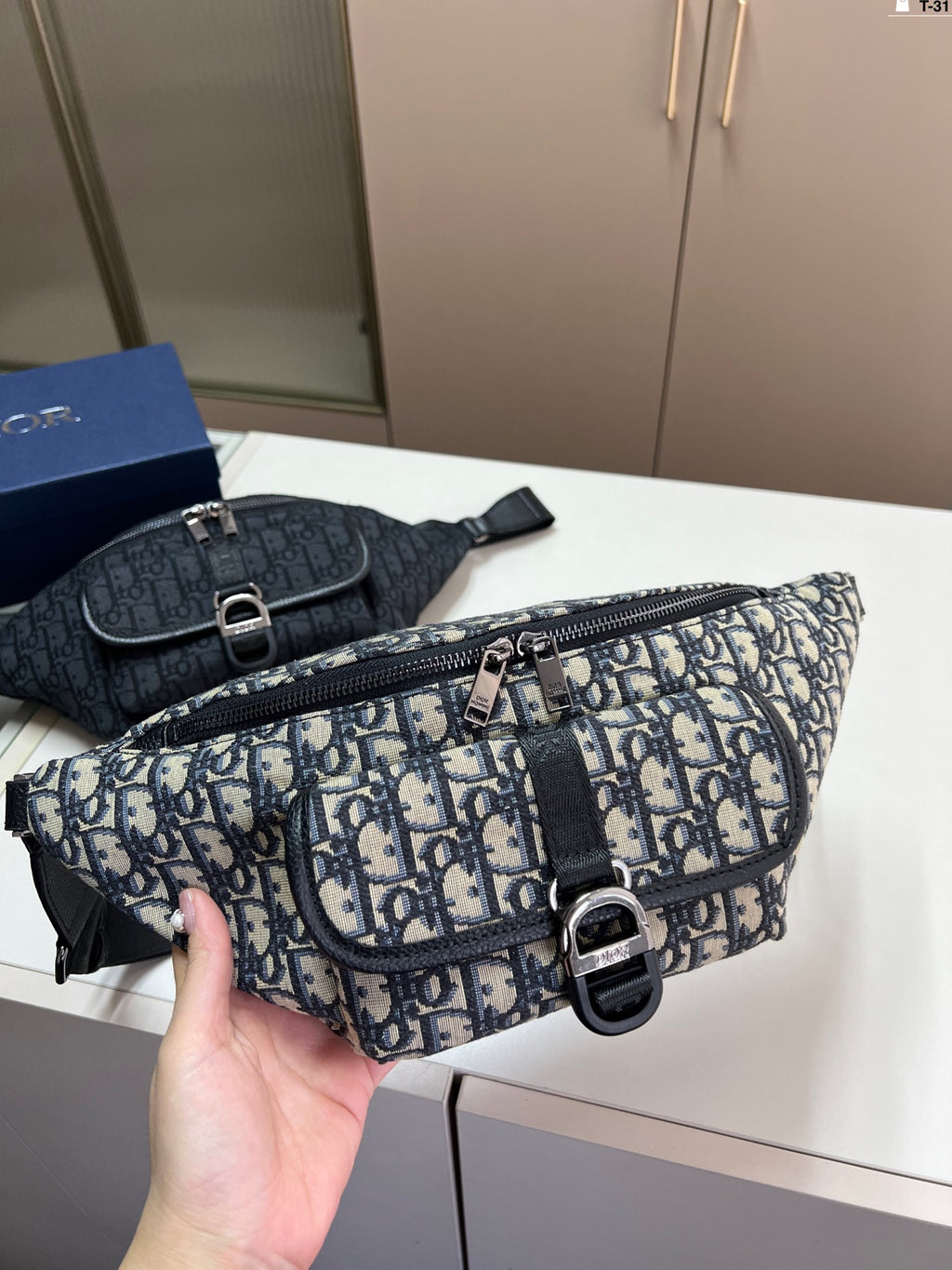 Oblique jacquard CD embroidery knitted waist bag chest bag 1825052323