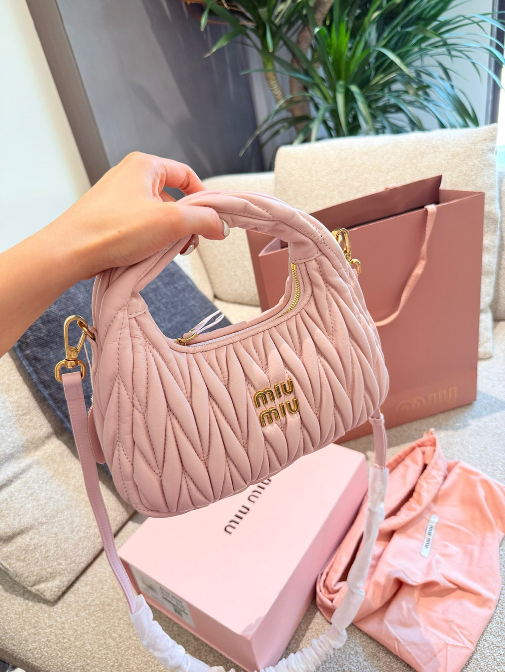 MM Hobo Crescent Bag 1825062307