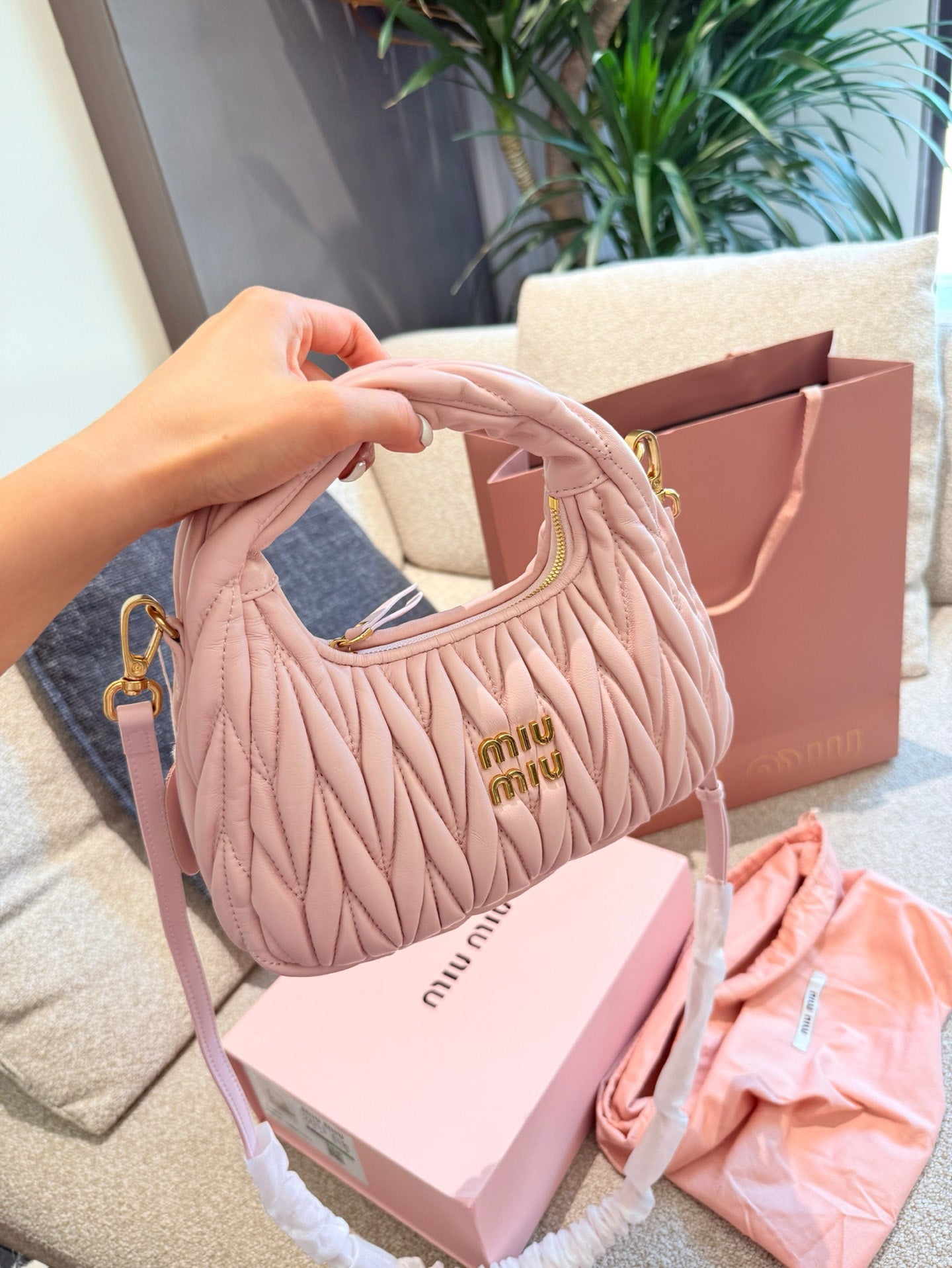 MM Hobo Crescent Bag 1825062307
