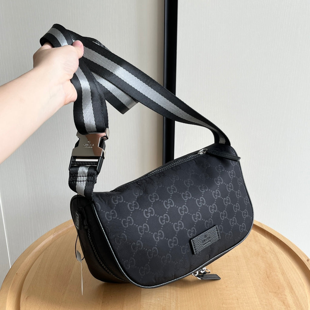 GG Waist bag 1824120904