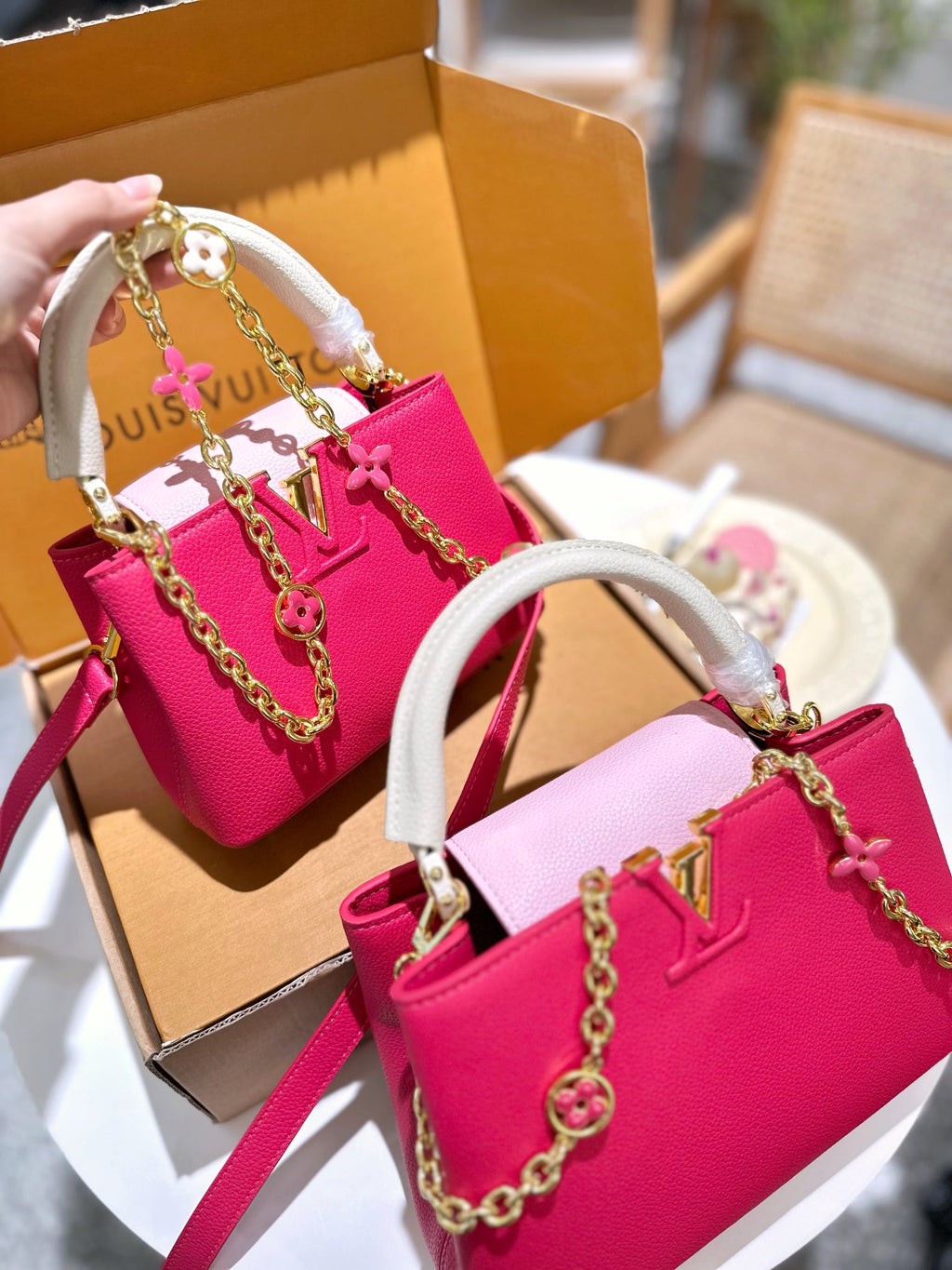 Capucines mini four-leaf clover chain handbag XC1623072104