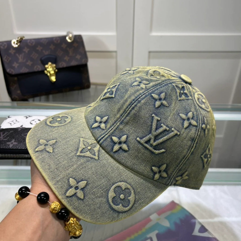 V Luxury Fashion Heavy Industry Baseball Cap 0724022102
