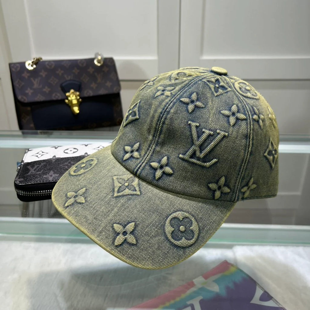 V Luxury Fashion Heavy Industry Baseball Cap 0724022102