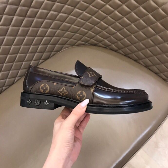 Dark brown luxury men's loafers