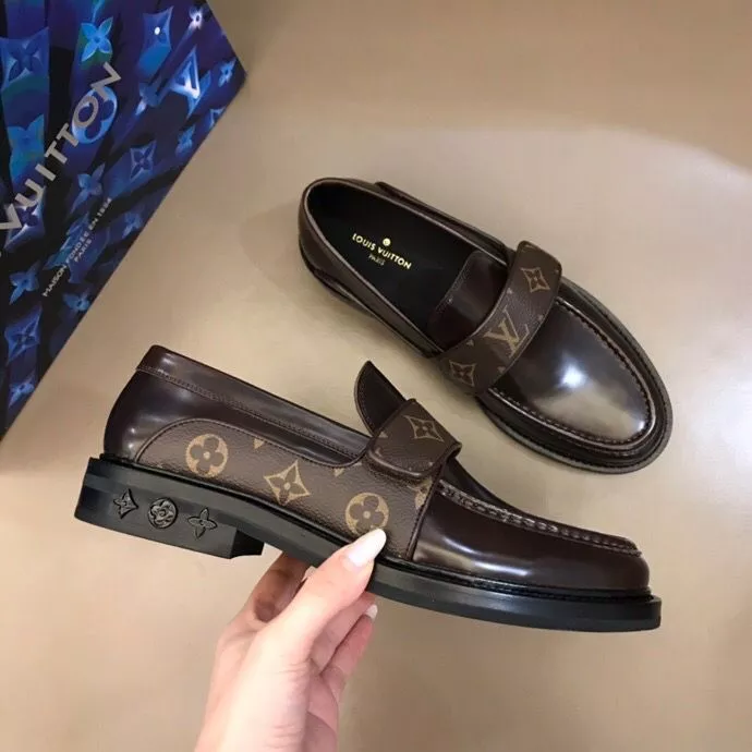 Dark brown luxury men's loafers