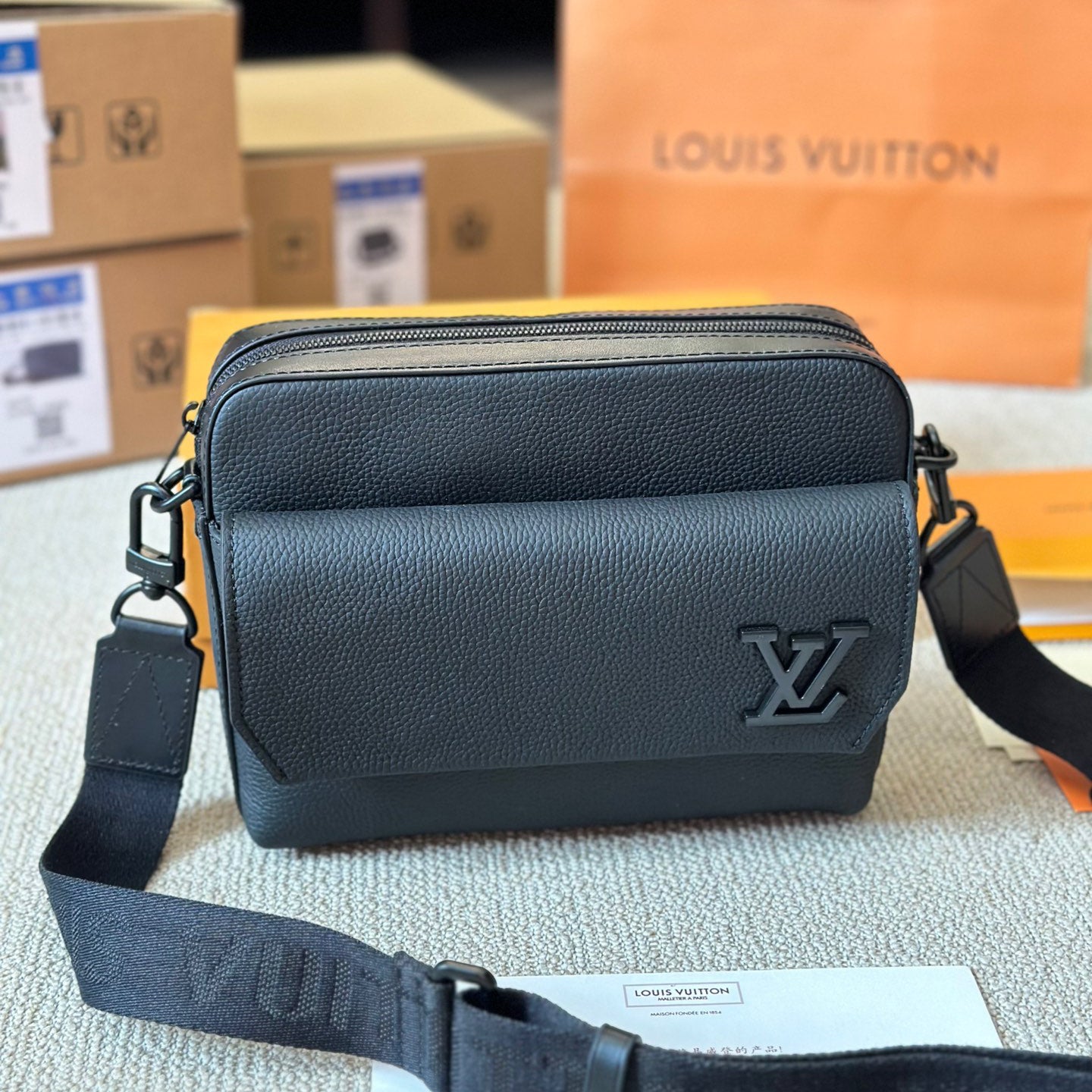 Fashion classic all-match messenger bag XC1023090501