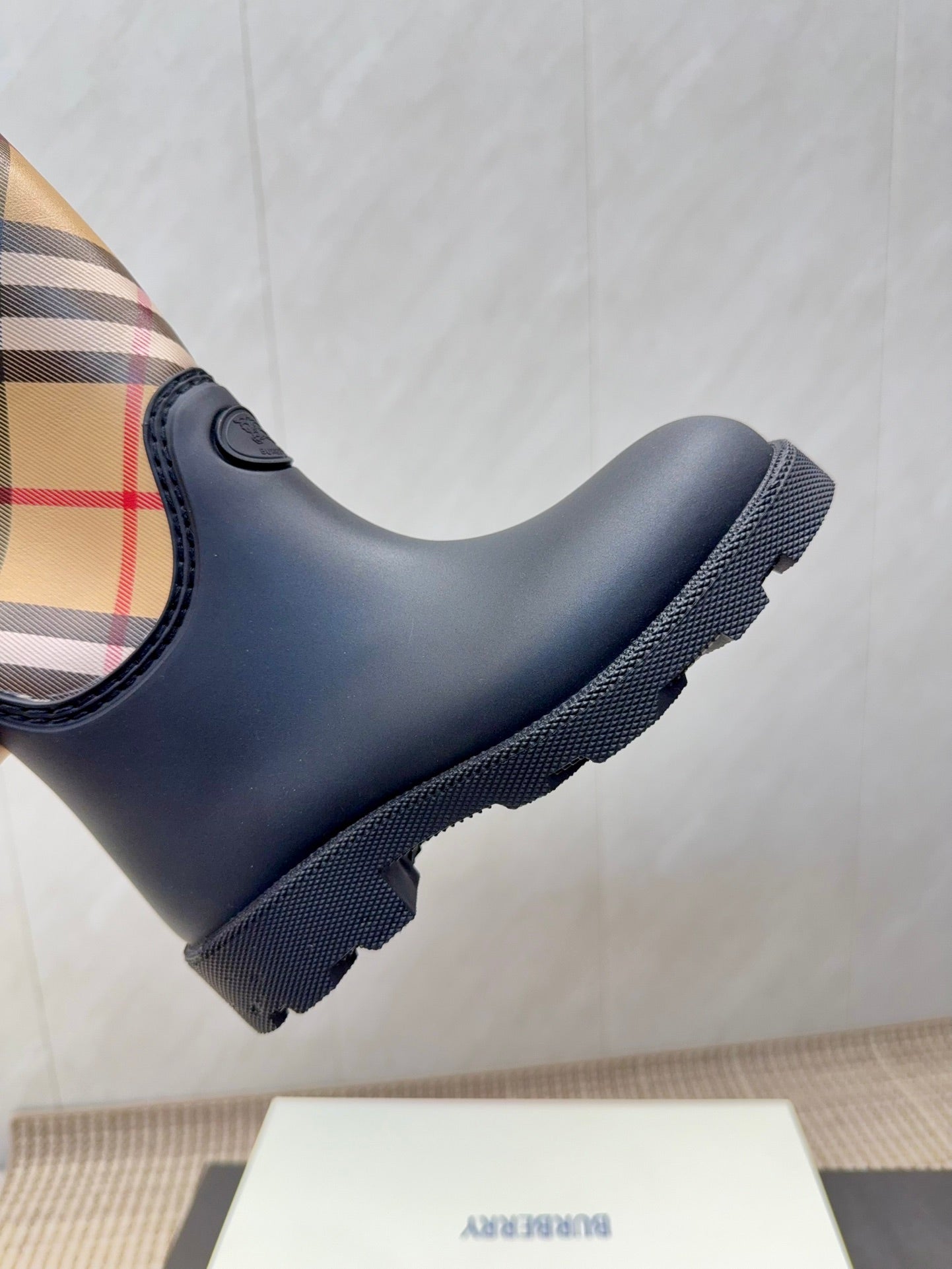 TB One-piece rain boots 1825112607