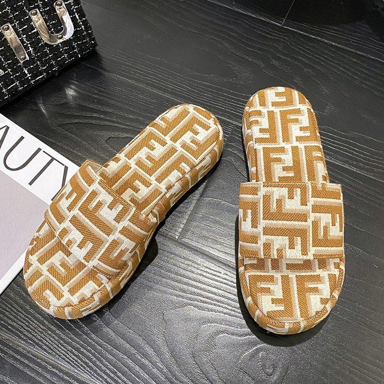 New Style Cloth Fashionable Thick Slippers 1024061703
