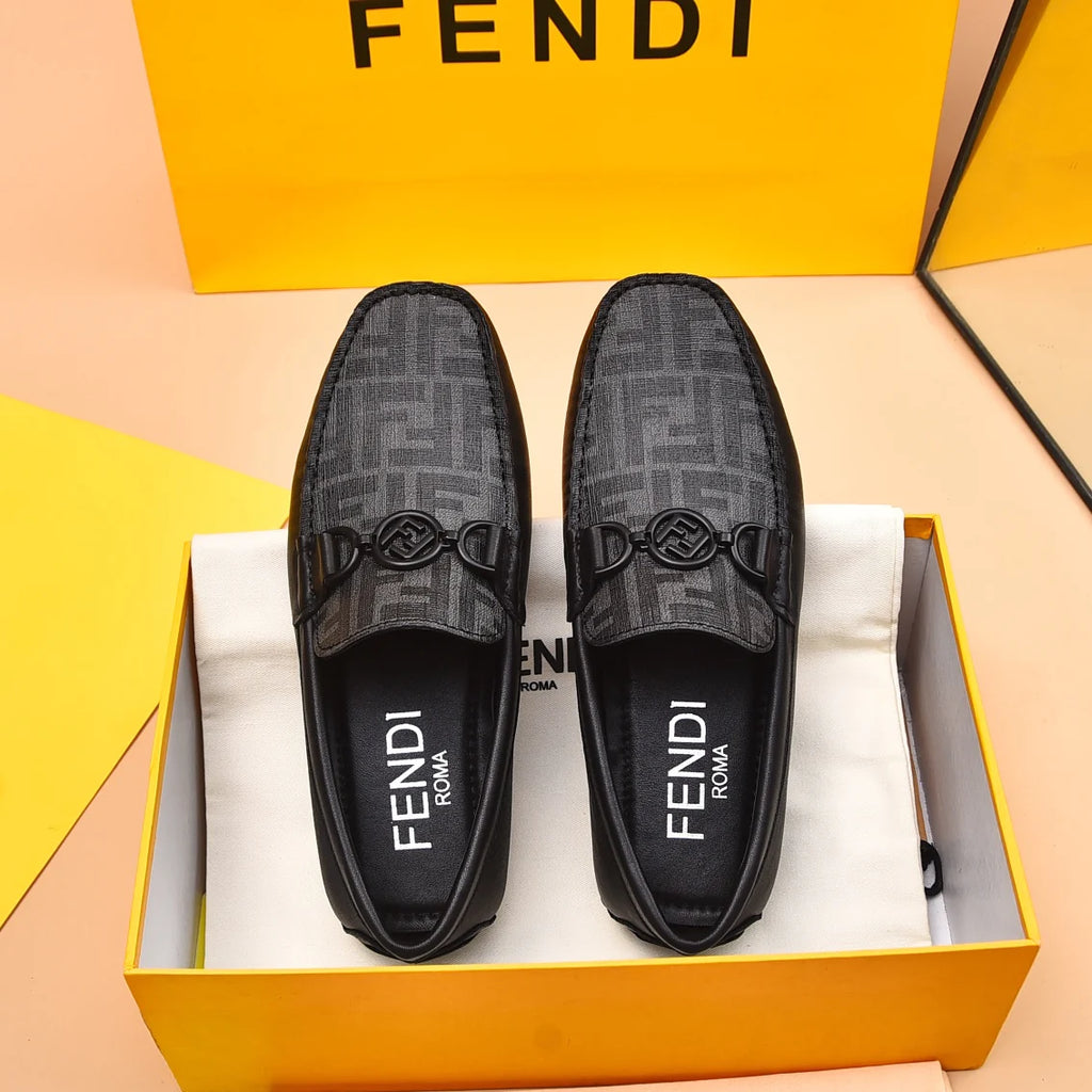 Classic new men's casual loafers 1024072424