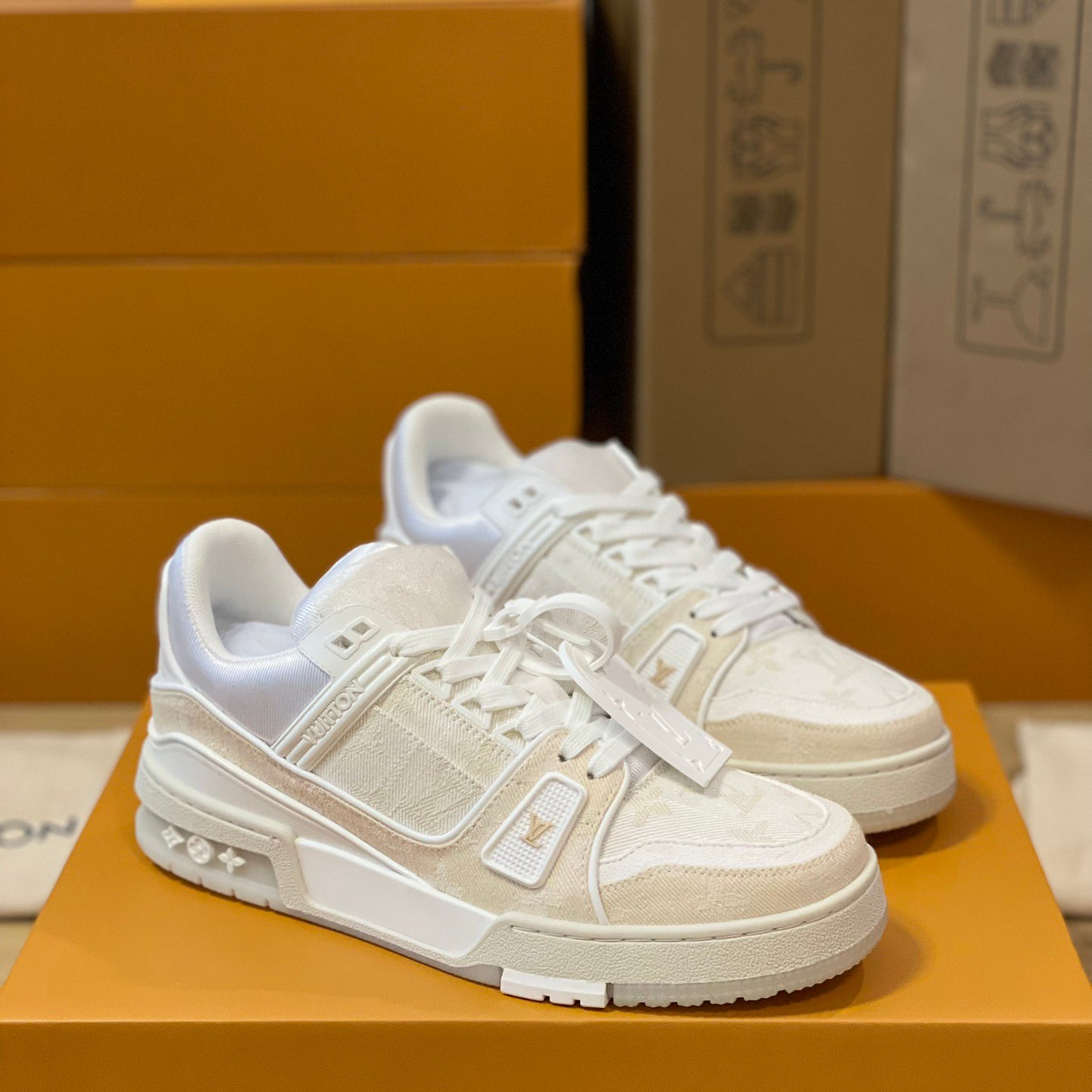 L Trainer fashion sports shoes 0724120301