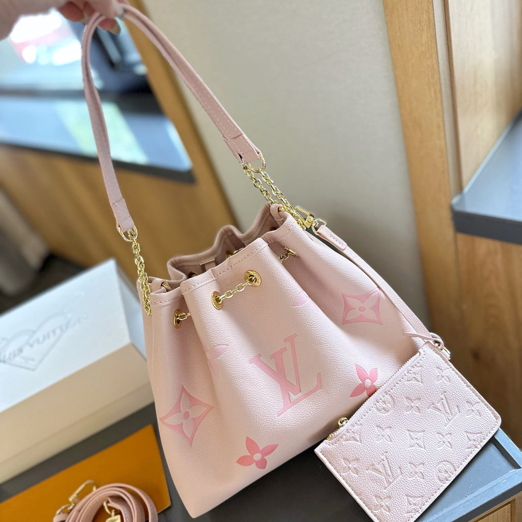 Versatile Classic Large Capacity Shopping Bag 1024062614