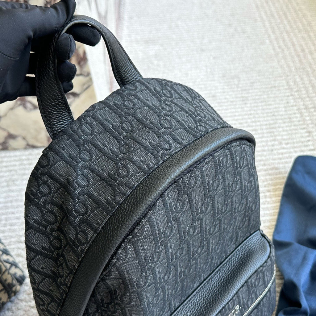 CD Oblique Backpack 1825052602