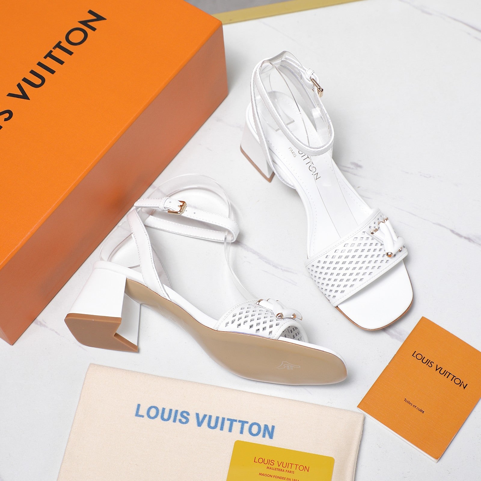L sandals 1825043002
