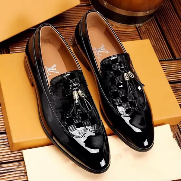 New fashion classic pointed toe v black loafers 03
