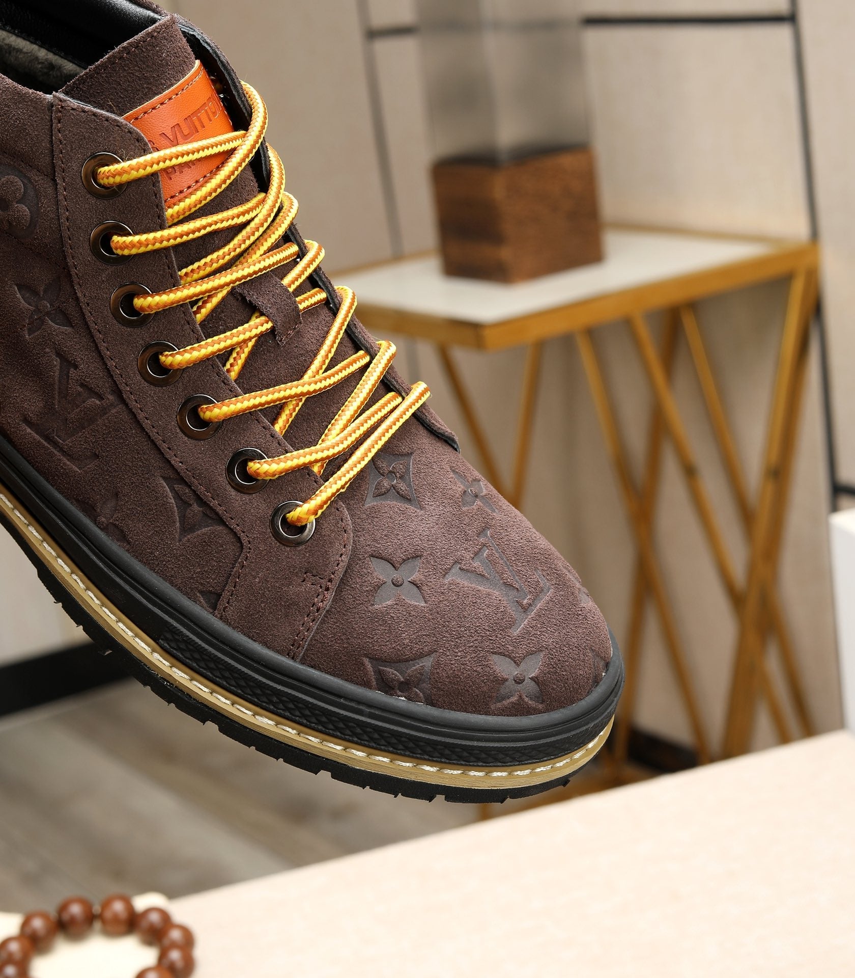 Trendy casual high-top shoes XC0823111403