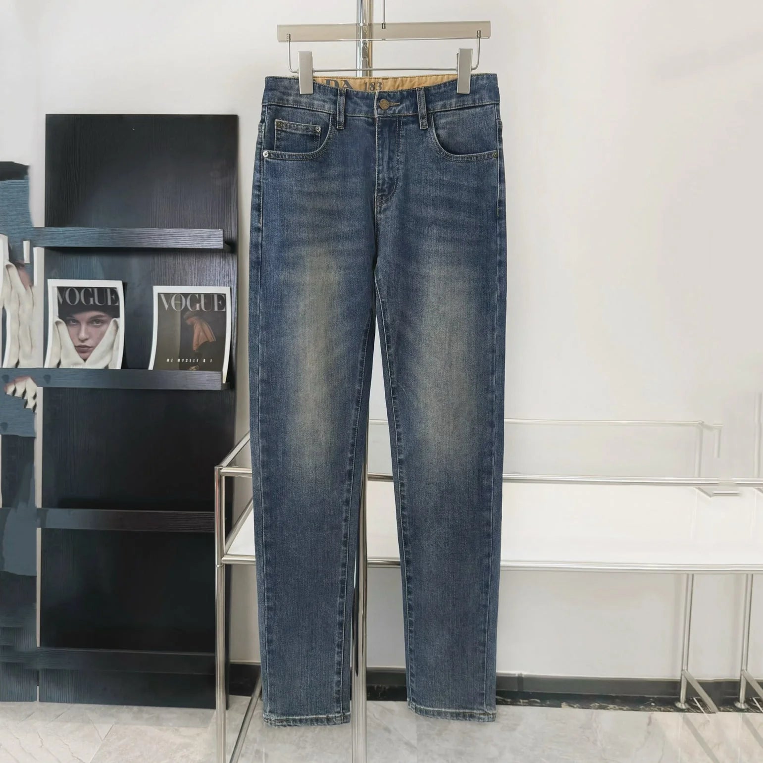 P Embossed Letters Straight Leg Skinny Jeans 1824091007