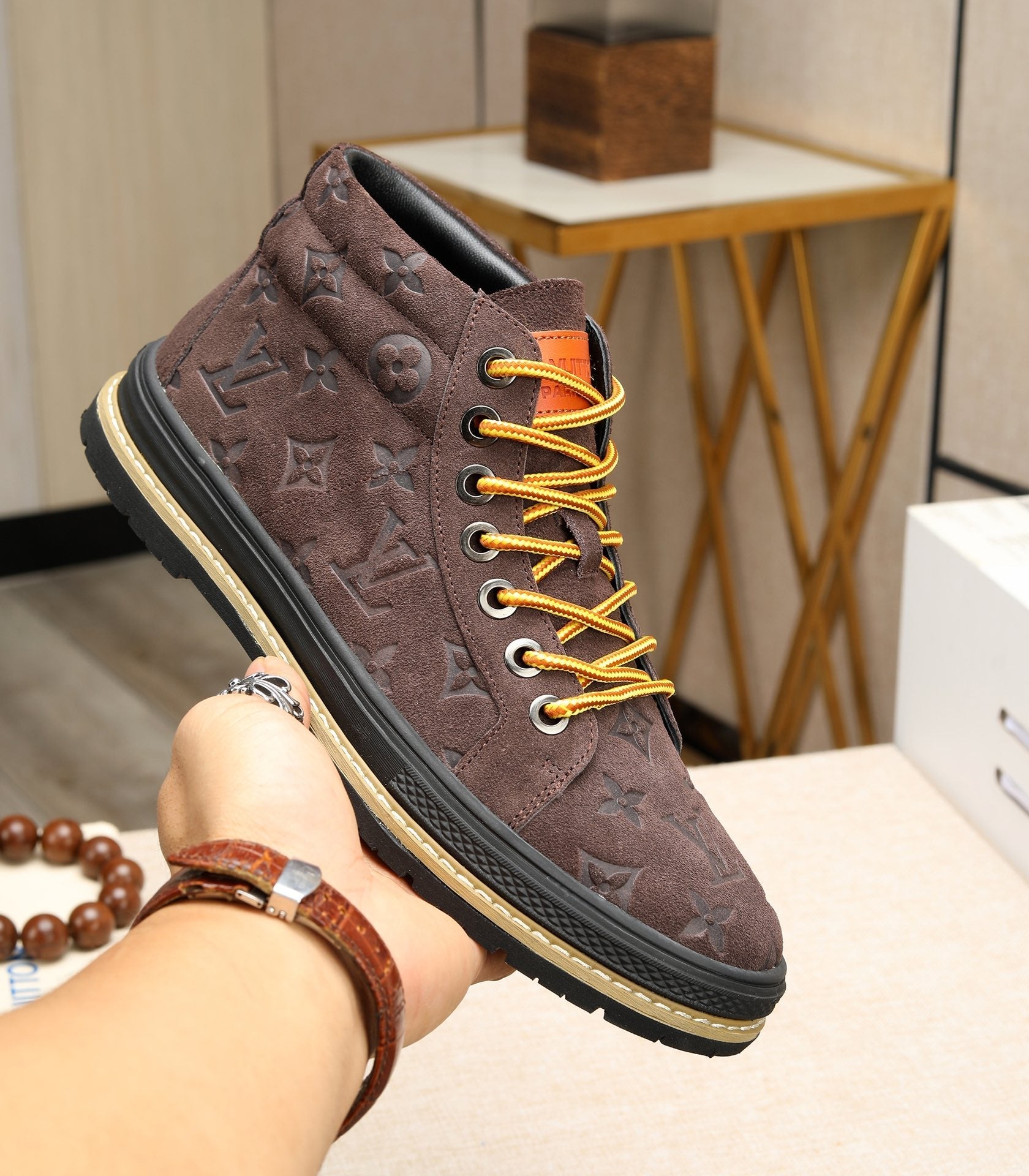 Trendy casual high-top shoes XC0823111403