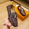 Men's Comfortable Classic V Logo Versatile Loafers