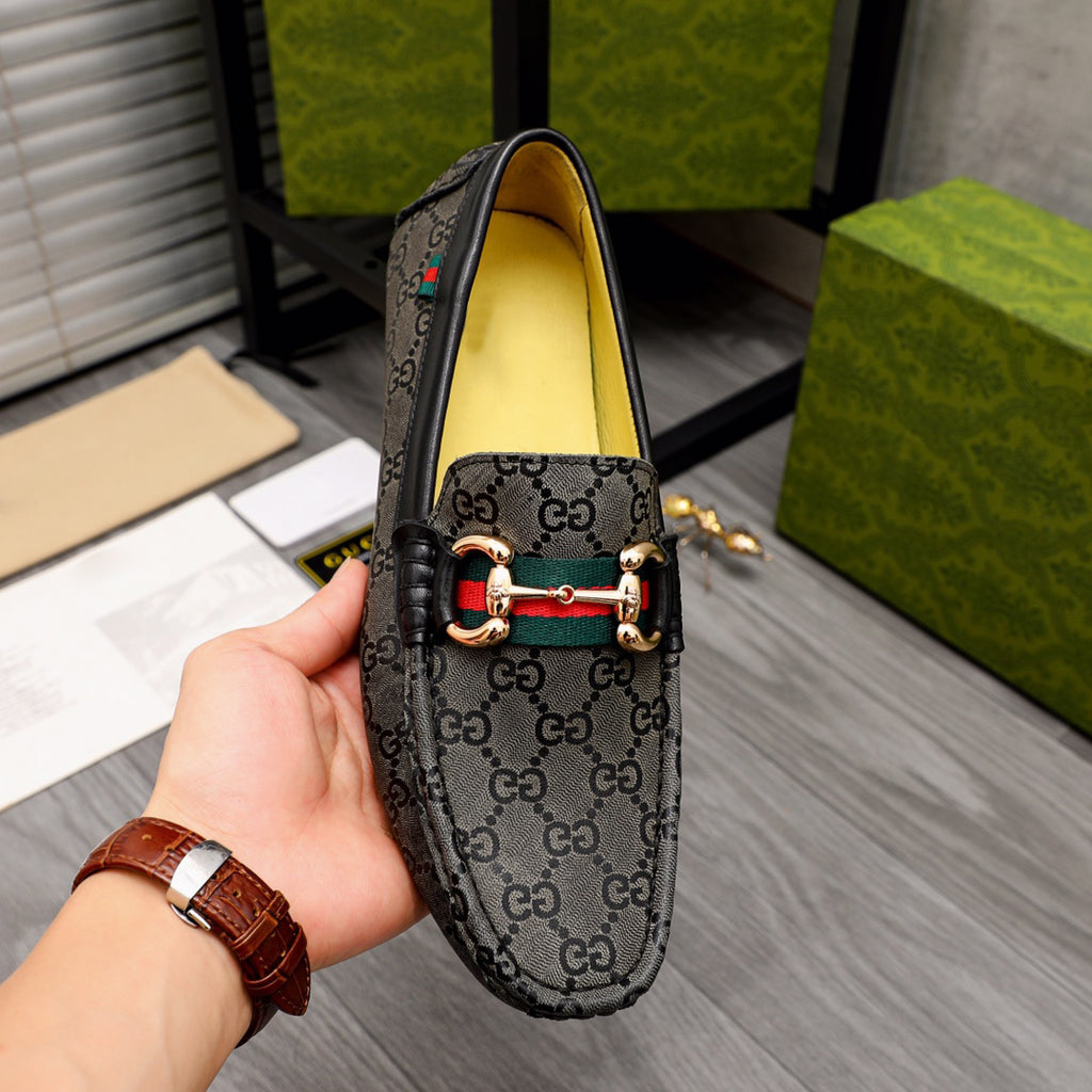 Black Handmade Leather G Logo Loafers