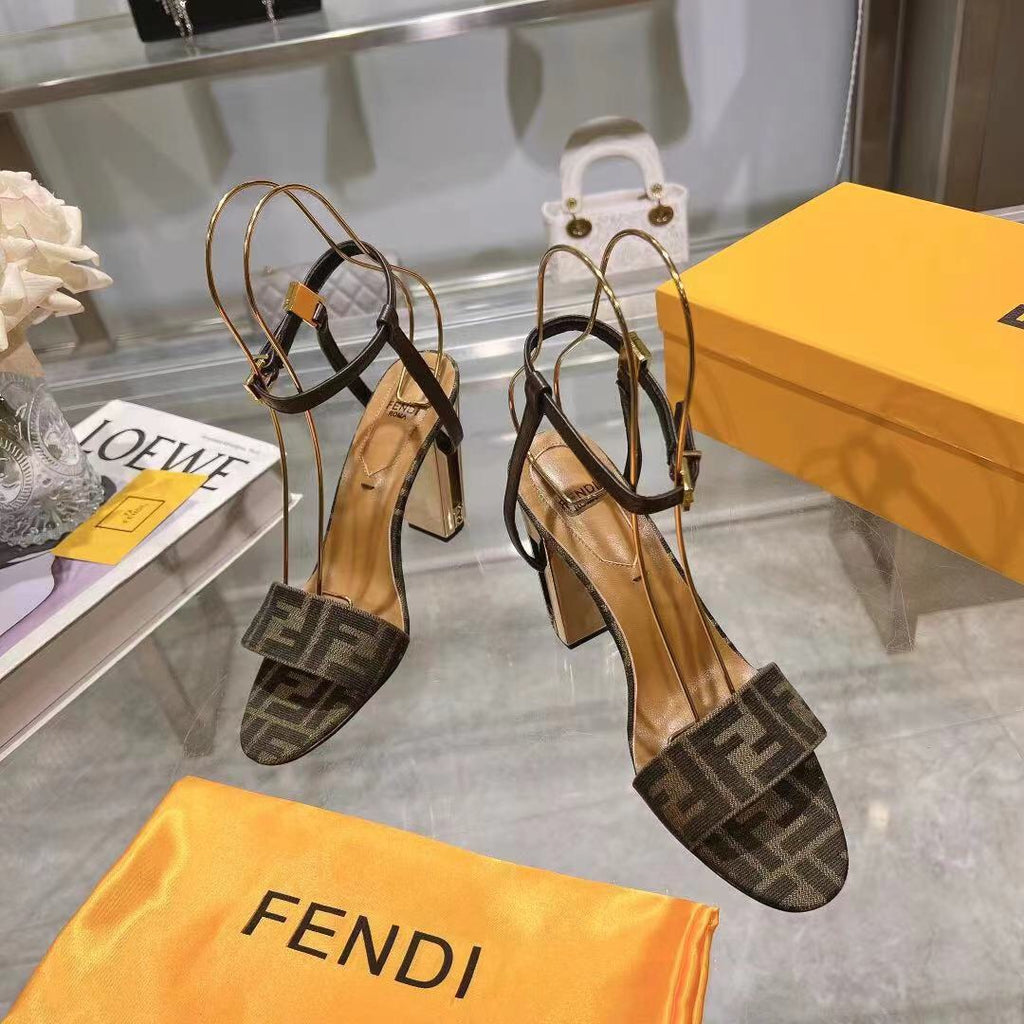 New Fashionable Thick Heel Fish Mouth Strip Sandals 1024022101