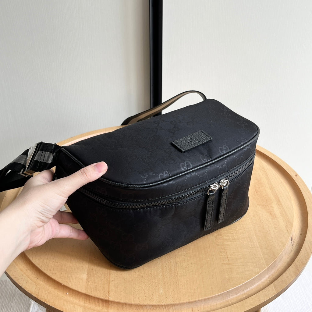GG Waist bag 1824120904